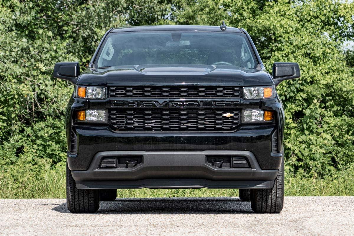 imageRough Country 115quot Rear Lowering Shackles for 1925 ChevyGMC 1500  RC0504