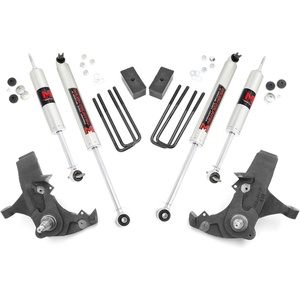 image:imageRough Country 4 Suspension Lift Kit for 19881998 ChevyGMC CK1500 2WD  24140